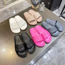 발렌시아가 VLTN 슬라이드 샌들 슬리퍼