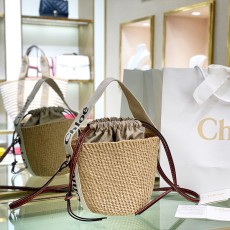 끌로에 우디 스몰 바스켓 버킷백 CHC21US381