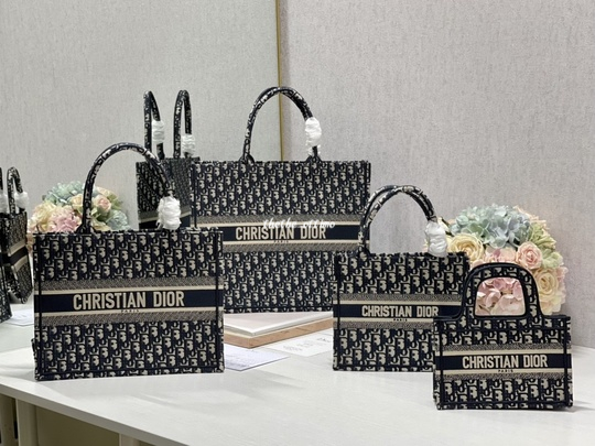 [DIOR] 디올 북토트