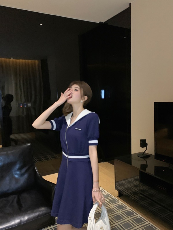 미우미우 피케원피스