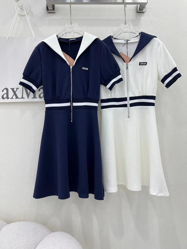 미우미우 피케원피스