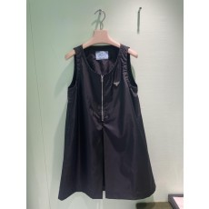프라다 리나일론 미니드레스