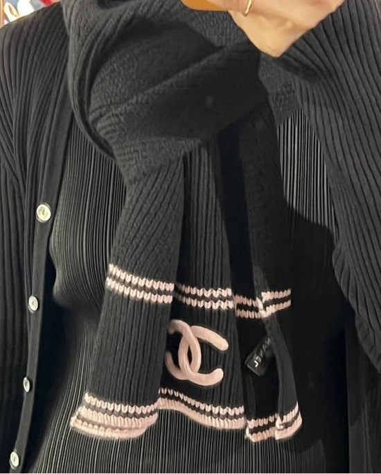 샤넬 25FW CC로고 캐시미어 머플러
