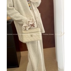 샤넬 25FW 클래식 체인 코스메틱 케이스